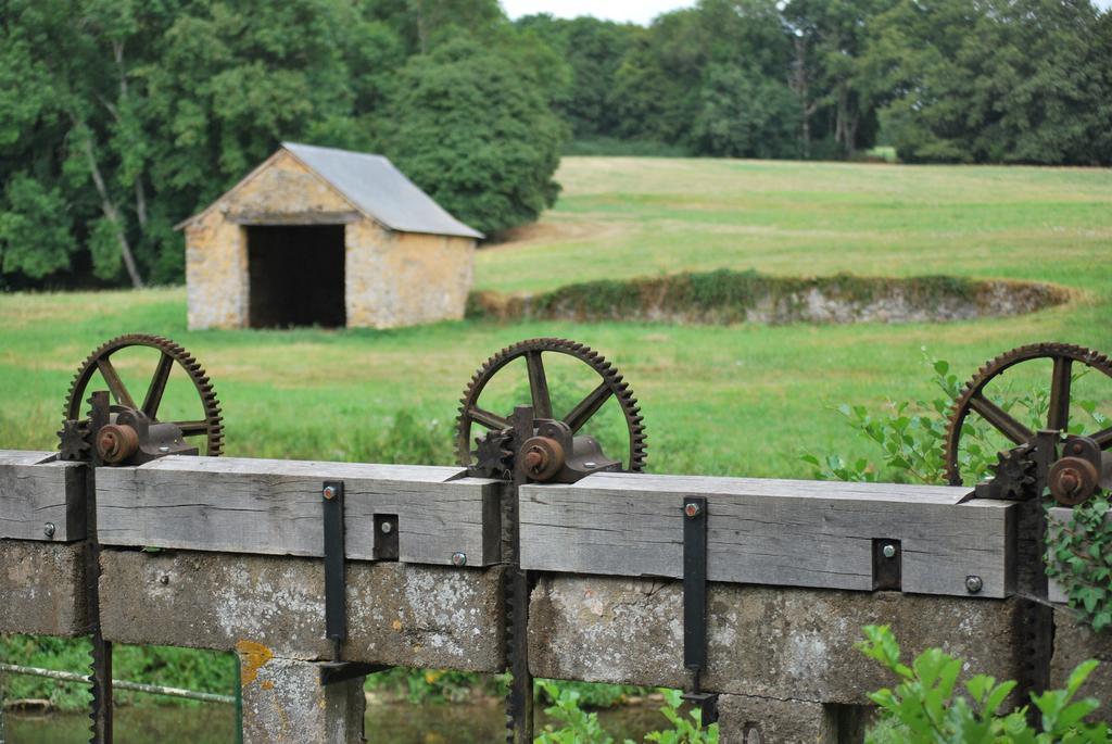 Camping Les Tournesols Sillé-le-Guillaume Exteriör bild