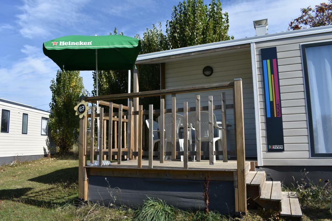 Camping Les Tournesols Sillé-le-Guillaume Exteriör bild