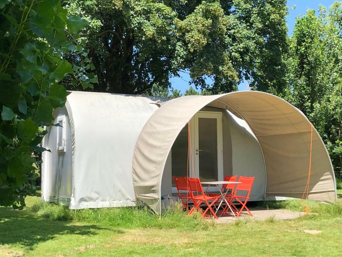 Camping Les Tournesols Sillé-le-Guillaume Exteriör bild