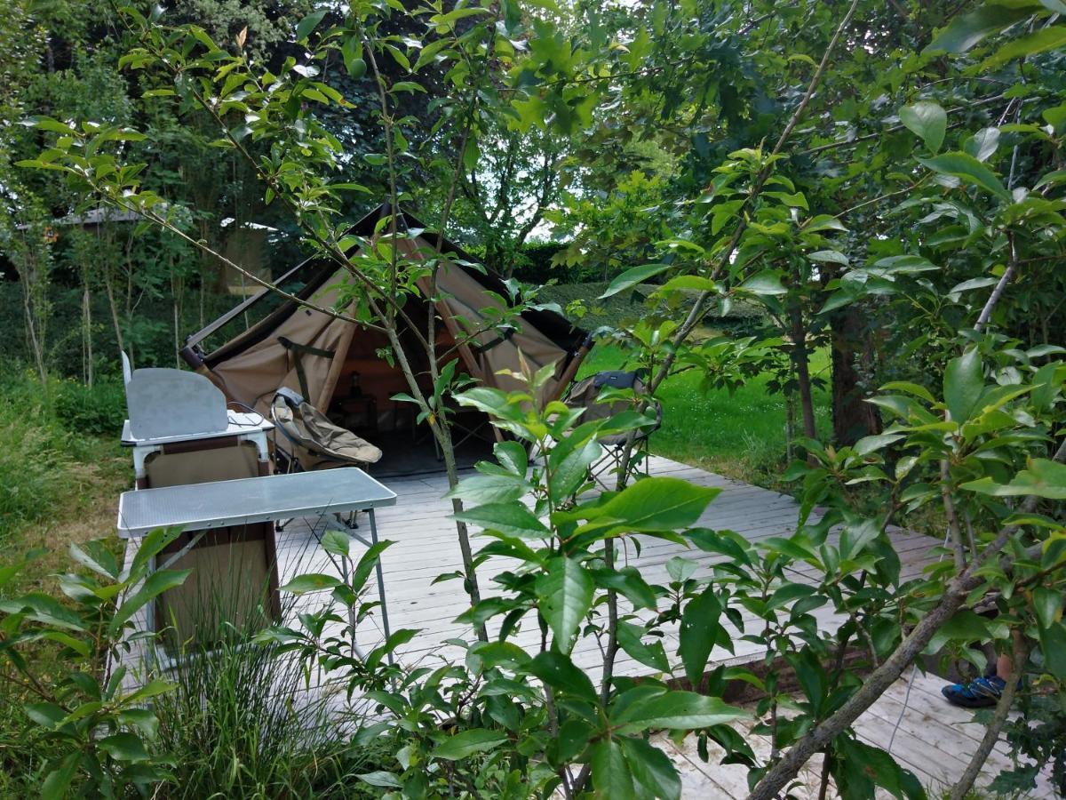 Camping Les Tournesols Sillé-le-Guillaume Exteriör bild
